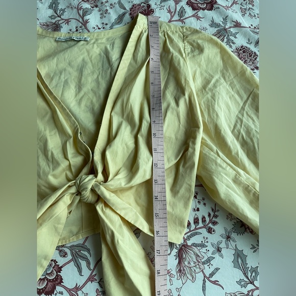 Abercrombie Butter Yellow Puff Sleeve Tie Front Crop Top Medium Boho Classic - Picture 9 of 9